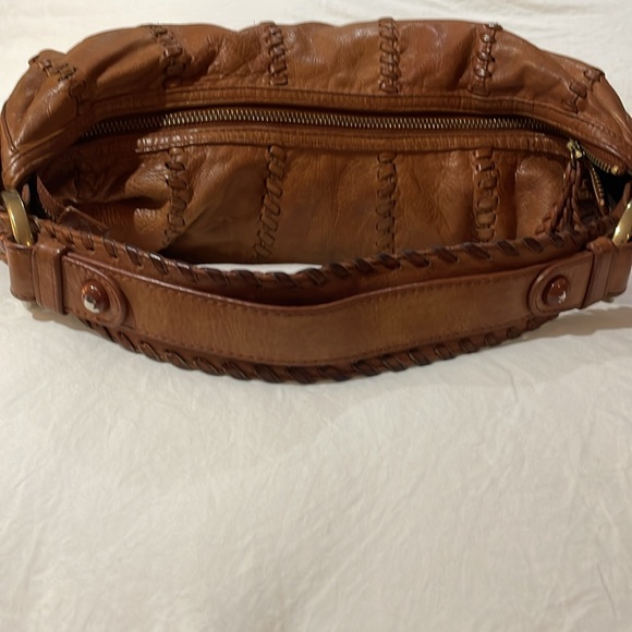 Isabella FIORE soft caramel color hobo style bag approx 16” w X 10” h 5.5” D - Picture 10 of 16